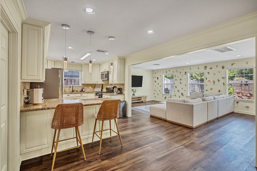 Furnished Finder property 1010157_1 photo 8