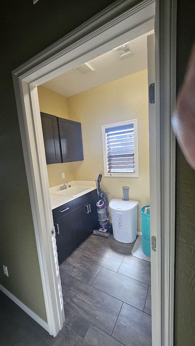 Furnished Finder property 1010159_1 photo 7
