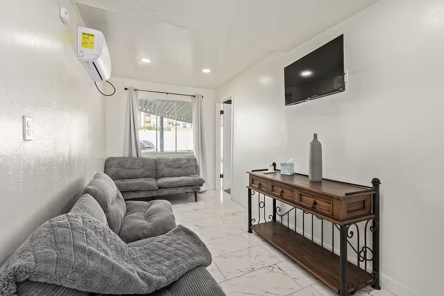 Furnished Finder property 1010176_1 photo 16