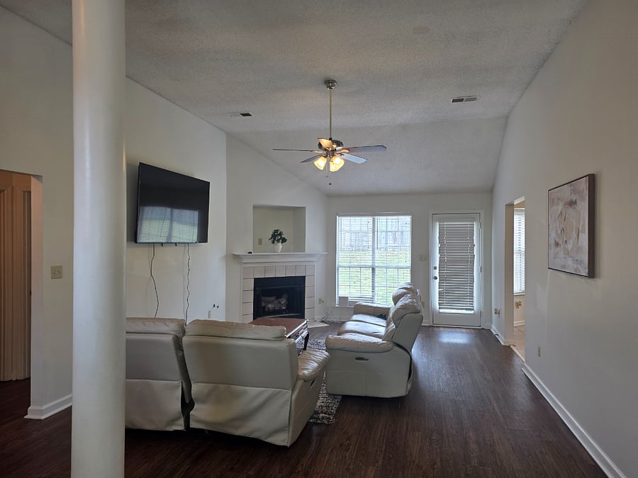 Furnished Finder property 1010213_1 photo 3