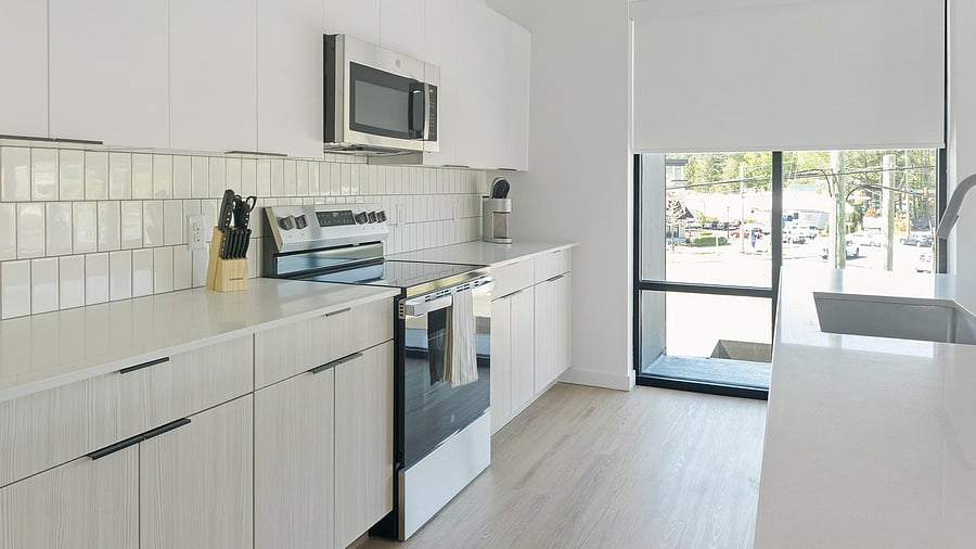 Furnished Finder property 1010230_26 photo 5