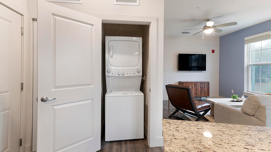 Furnished Finder property 1010233_8 photo 14