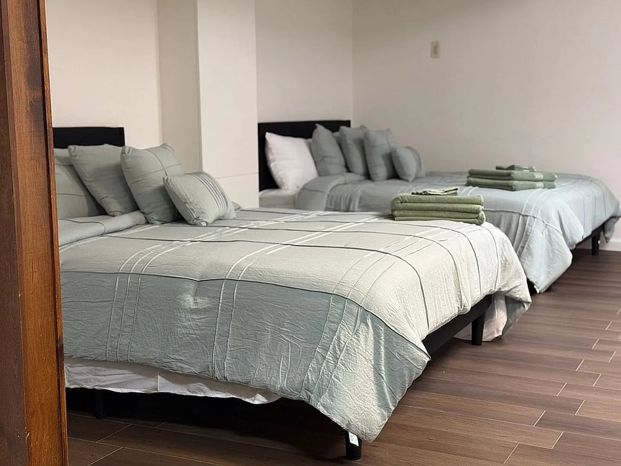 Large open basement with 2 Queen beds for added space. 