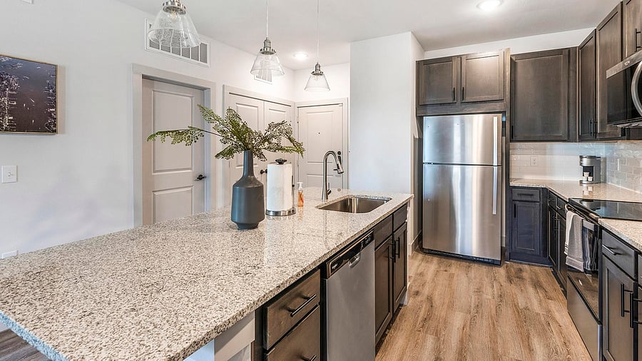 Furnished Finder property 1010259_10 photo 6