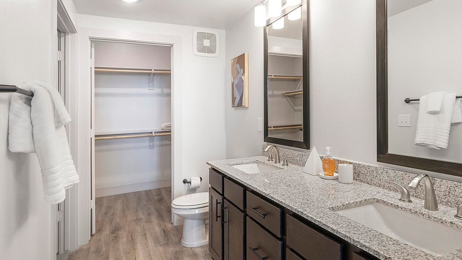 Furnished Finder property 1010259_2 photo 11