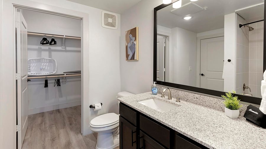 Furnished Finder property 1010259_3 photo 9