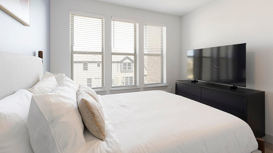 Furnished Finder property 1010259_4 photo 8