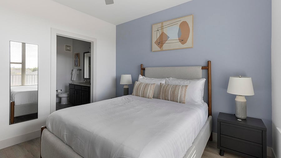 Furnished Finder property 1010259_7 photo 12
