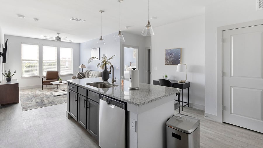 Furnished Finder property 1010259_7 photo 7