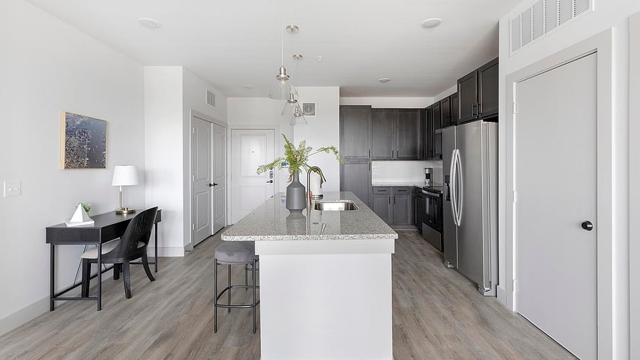 Furnished Finder property 1010259_7 photo 8