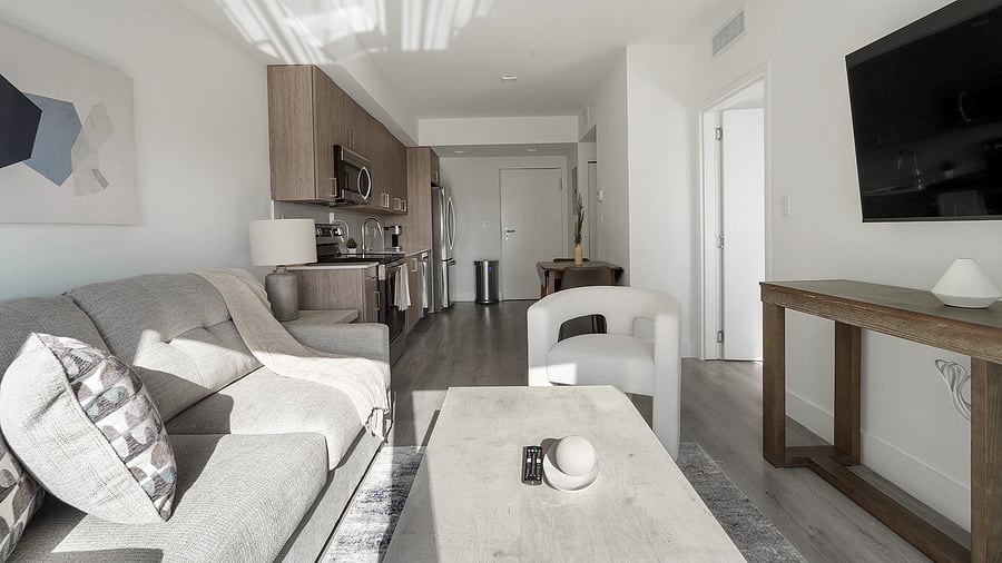Furnished Finder property 1010266_13 photo 2