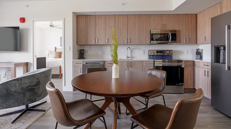 Furnished Finder property 1010266_14 photo 3