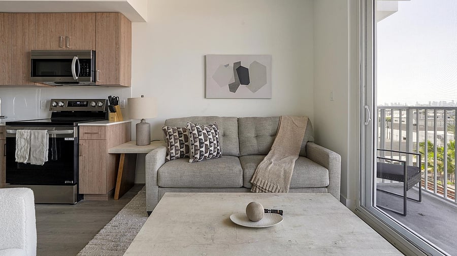 Furnished Finder property 1010266_16 photo 1