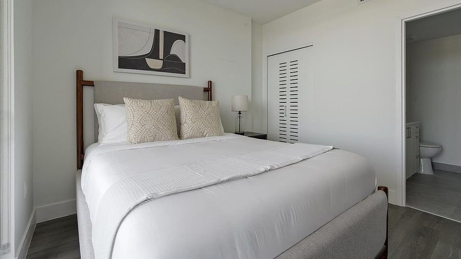 Furnished Finder property 1010266_16 photo 7