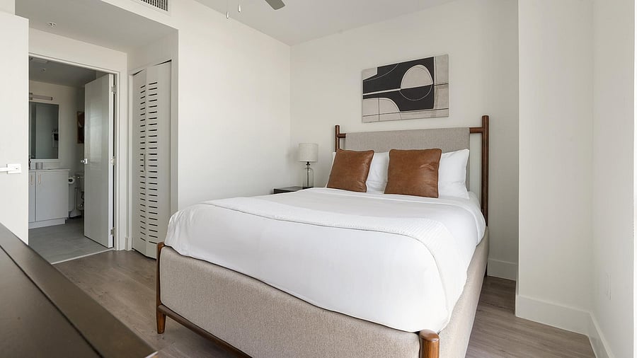 Furnished Finder property 1010266_17 photo 7