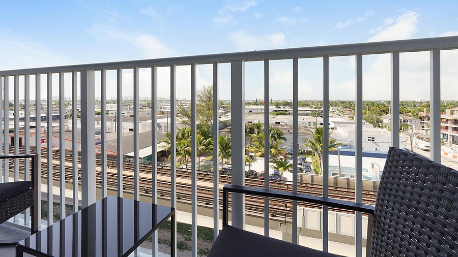 Furnished Finder property 1010266_21 photo 10
