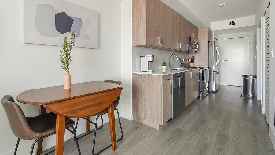 Furnished Finder property 1010266_22 photo 2