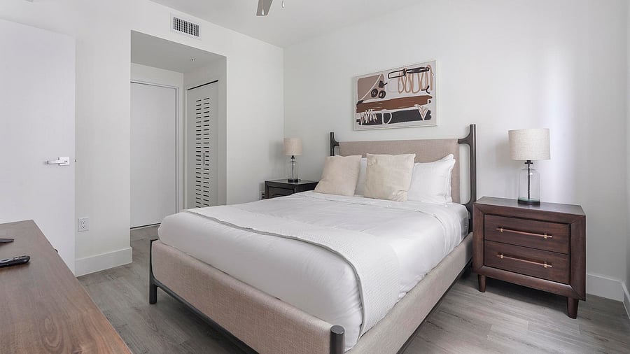 Furnished Finder property 1010266_25 photo 11