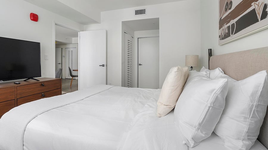 Furnished Finder property 1010266_25 photo 12