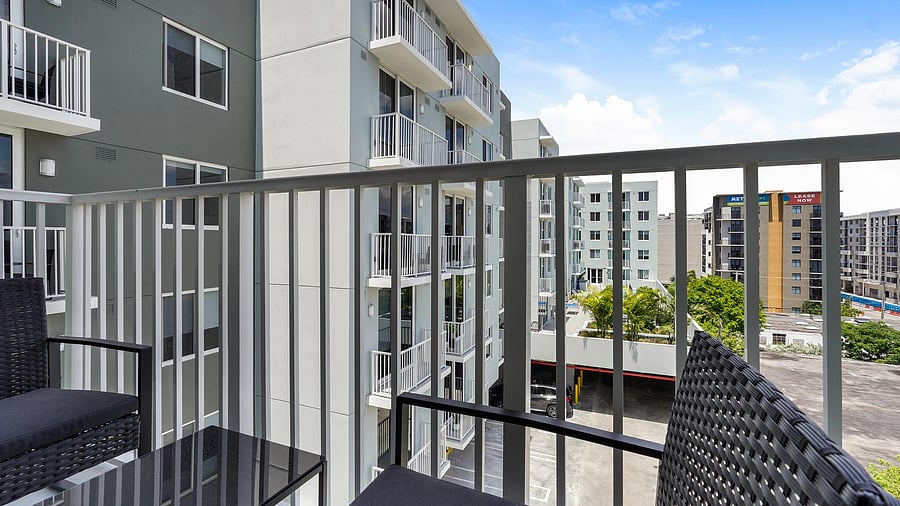 Furnished Finder property 1010266_26 photo 11