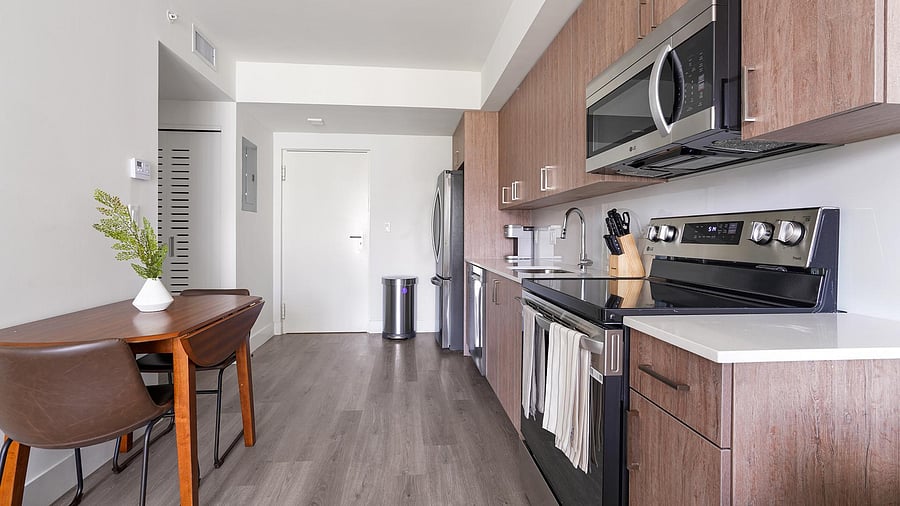 Furnished Finder property 1010266_26 photo 4