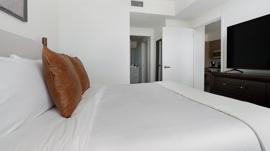 Furnished Finder property 1010266_31 photo 8
