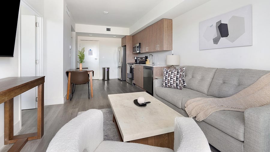 Furnished Finder property 1010266_31 photo 2