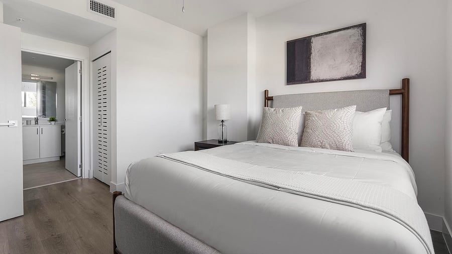 Furnished Finder property 1010266_32 photo 6