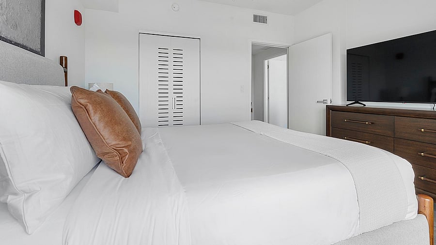 Furnished Finder property 1010266_35 photo 10