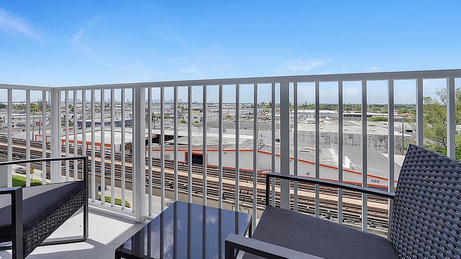Furnished Finder property 1010266_35 photo 16