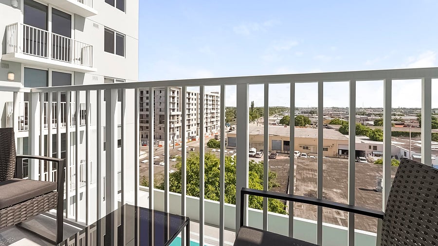 Furnished Finder property 1010266_38 photo 7