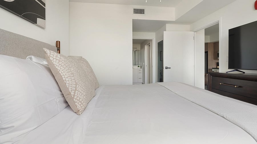 Furnished Finder property 1010266_40 photo 8