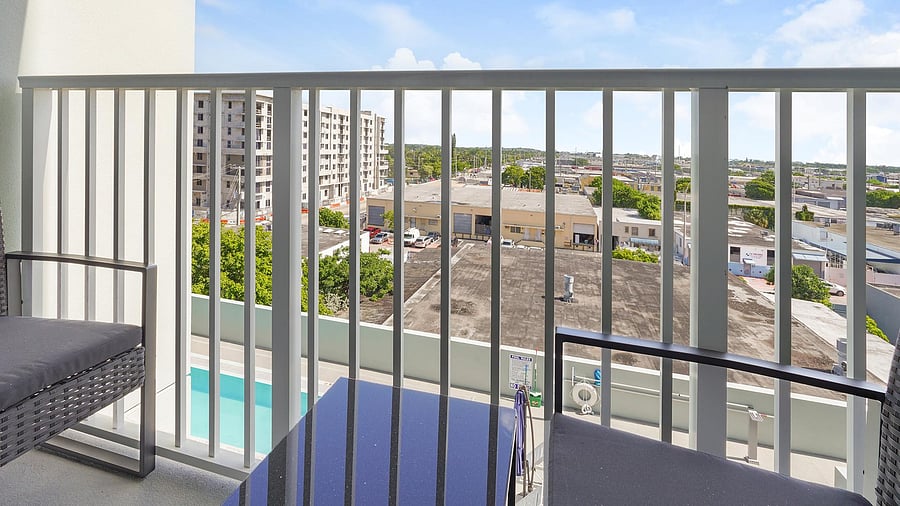 Furnished Finder property 1010266_41 photo 10