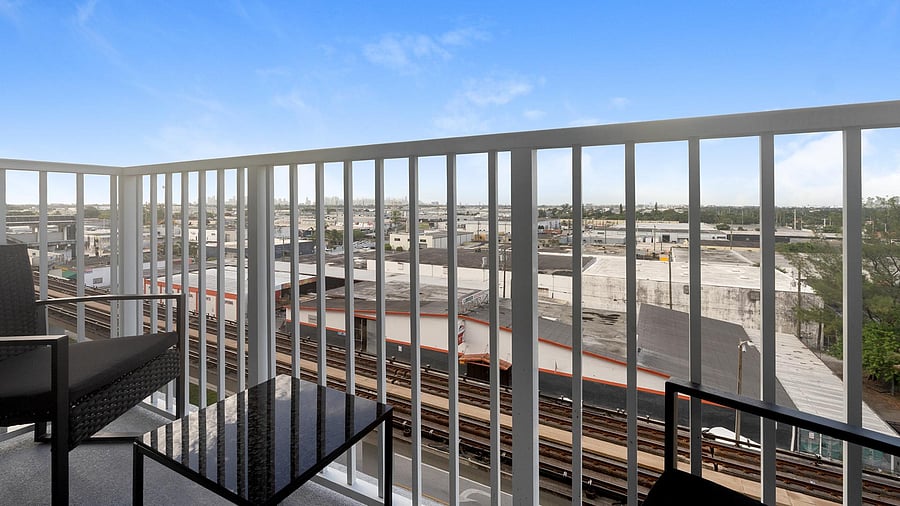 Furnished Finder property 1010266_6 photo 11