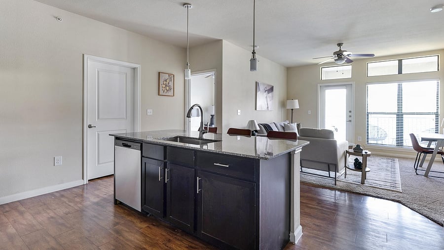 Furnished Finder property 1010303_10 photo 10
