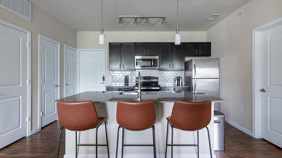 Furnished Finder property 1010303_10 photo 17