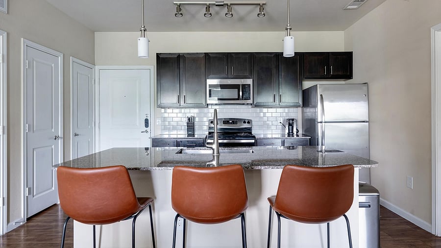 Furnished Finder property 1010303_10 photo 18