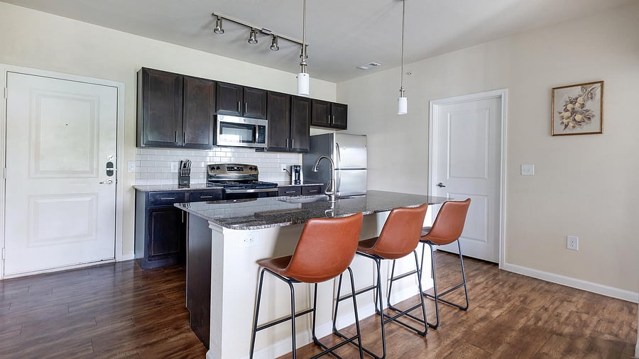 Furnished Finder property 1010303_10 photo 15