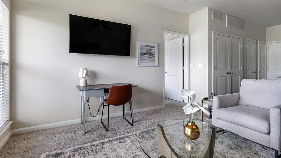 Furnished Finder property 1010303_10 photo 9