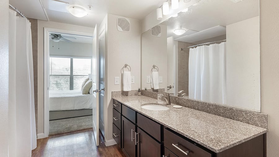 Furnished Finder property 1010303_10 photo 43