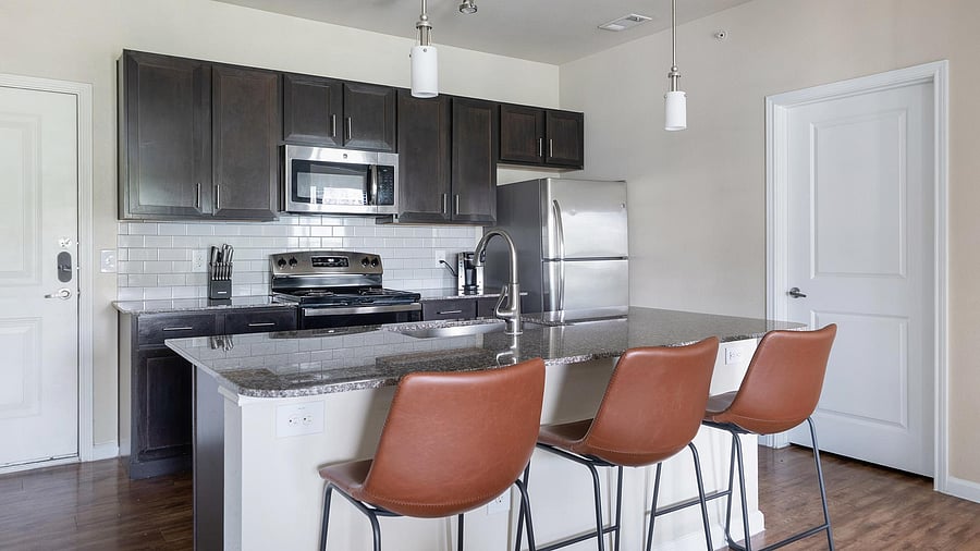 Furnished Finder property 1010303_10 photo 16