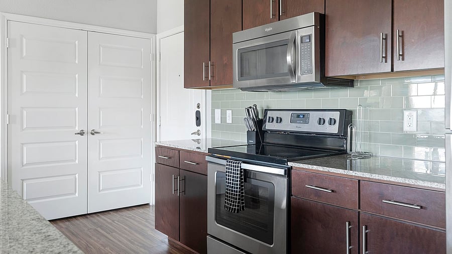 Furnished Finder property 1010303_12 photo 8