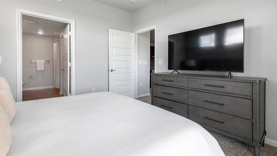 Furnished Finder property 1010303_12 photo 16