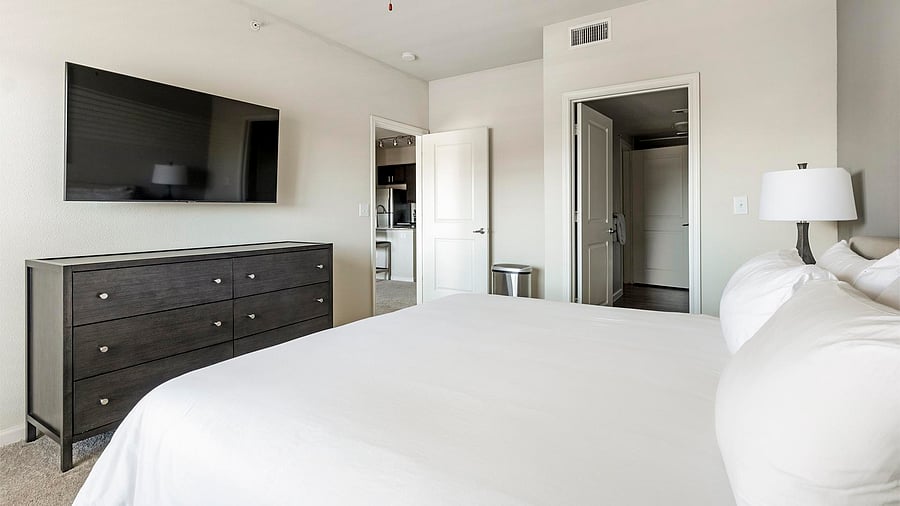 Furnished Finder property 1010303_3 photo 14