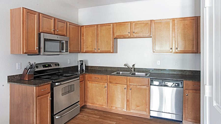 Furnished Finder property 1010305_3 photo 6
