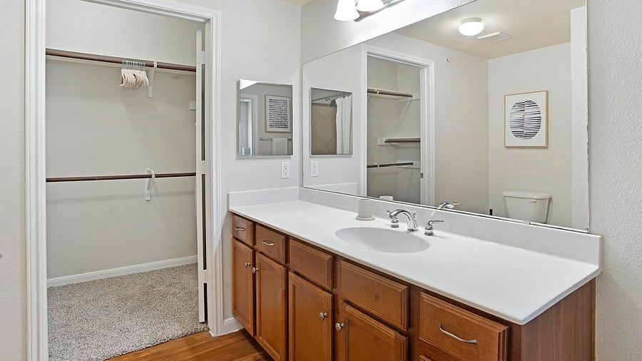 Furnished Finder property 1010305_3 photo 11