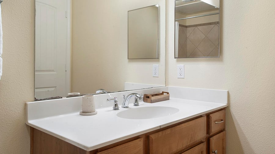 Furnished Finder property 1010305_9 photo 11