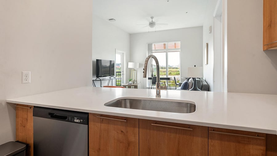 Furnished Finder property 1010308_11 photo 15
