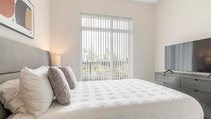 Furnished Finder property 1010308_20 photo 12