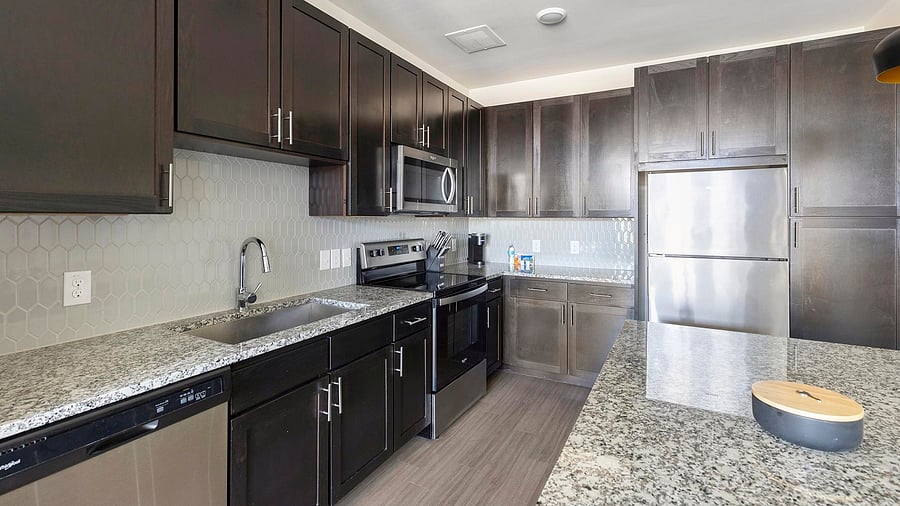 Furnished Finder property 1010313_11 photo 7